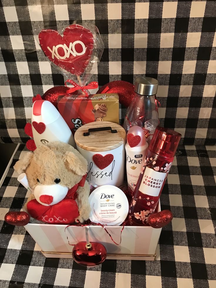 VALENTINES GIFT BASKETS